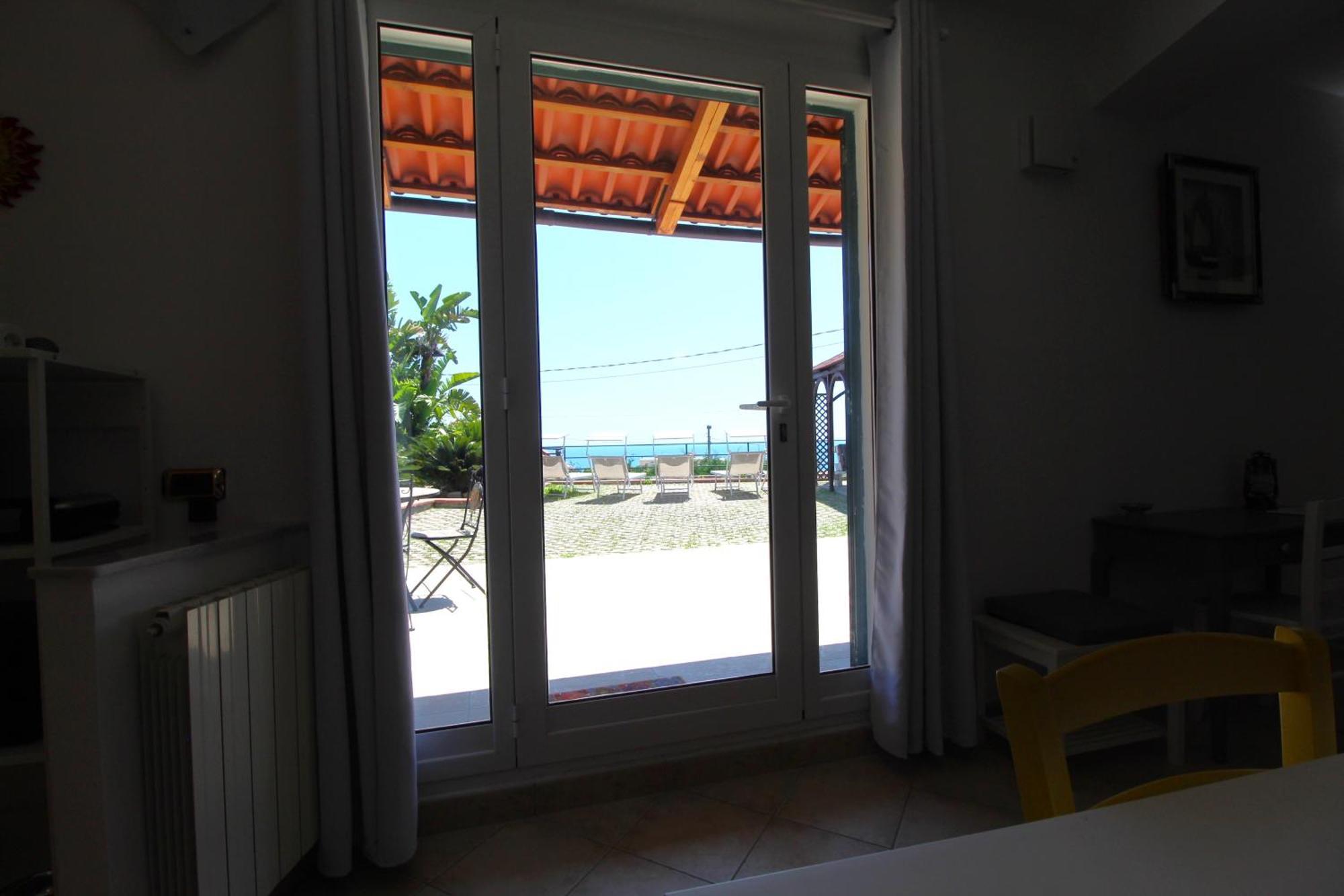 La Pace, Il Sole, Il Mare - Sanremo Casa Indipendente Vista Mare, Posto Auto Privato, Ampio Spazio Esterno Attrezzato, A Pochi Minuti Dalle Spiagge Dış mekan fotoğraf