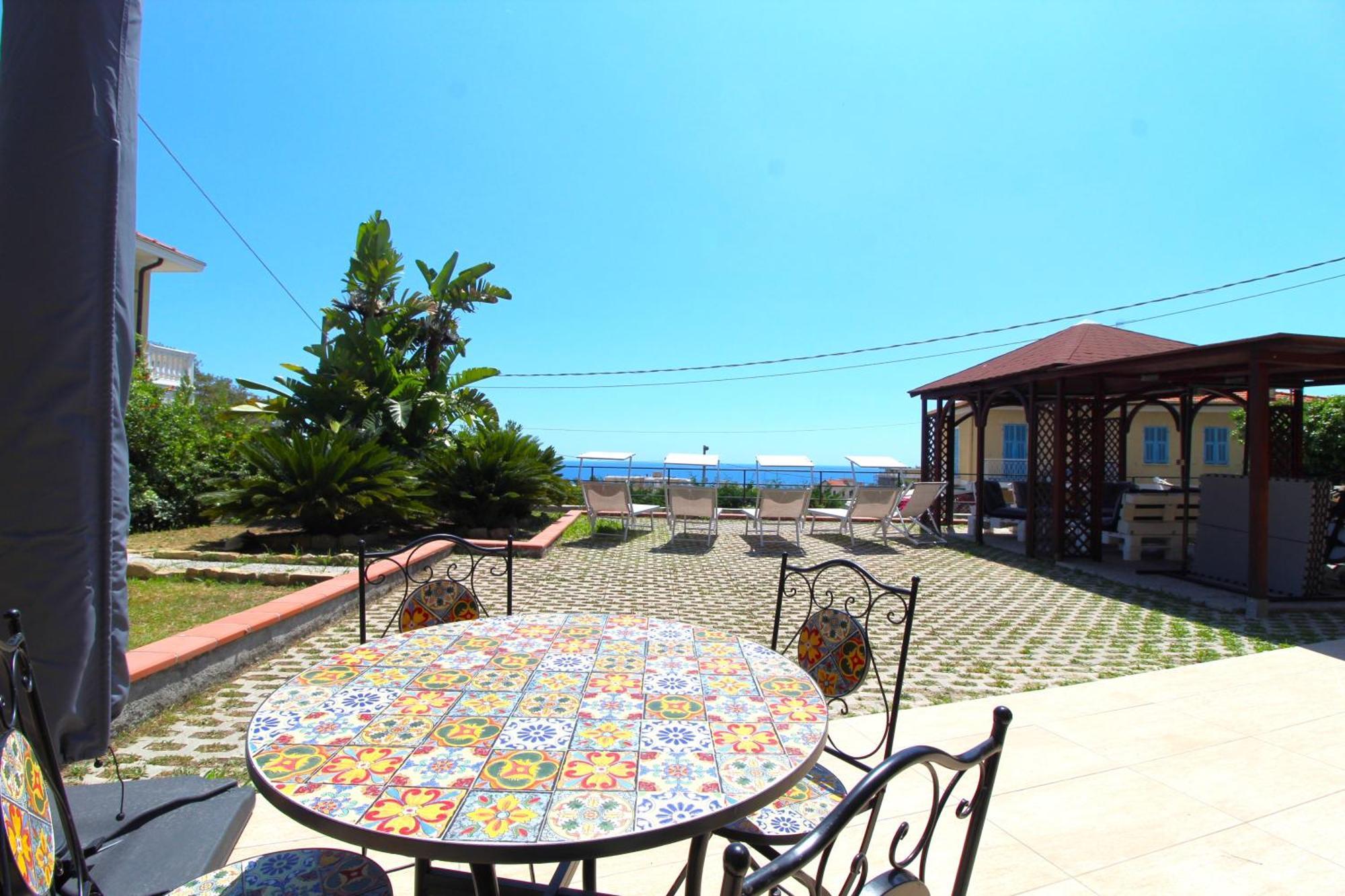La Pace, Il Sole, Il Mare - Sanremo Casa Indipendente Vista Mare, Posto Auto Privato, Ampio Spazio Esterno Attrezzato, A Pochi Minuti Dalle Spiagge Dış mekan fotoğraf